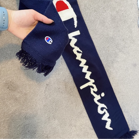 Brand New Champion 🇯🇵 UNISEX scarf - Picture 7 of 7